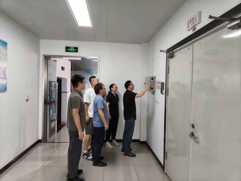 我校bbin体育技术与信息中心成功开展应急疏散与消防实战演练